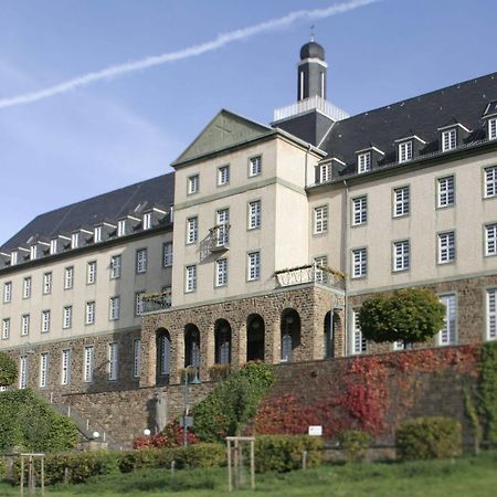 Kardinal Schulte Haus Hotel Бергиш Гладбах Екстериор снимка