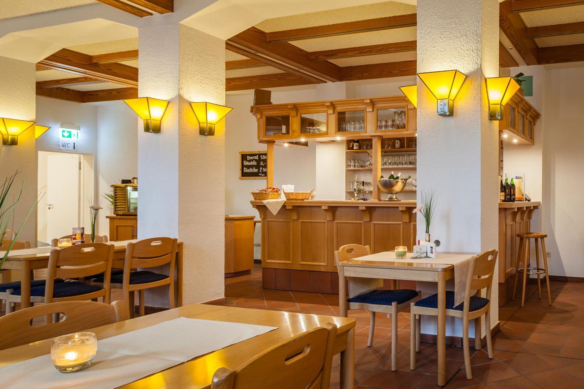 Kardinal Schulte Haus Hotel Бергиш Гладбах Екстериор снимка