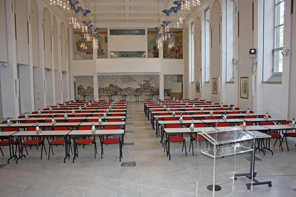 Kardinal Schulte Haus Hotel Бергиш Гладбах Екстериор снимка